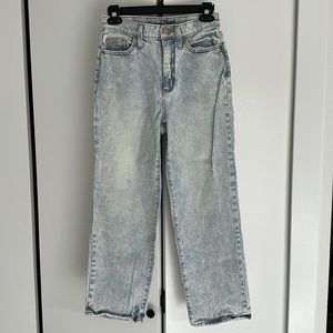 Universal Thread Acid Wash Mom Jeans